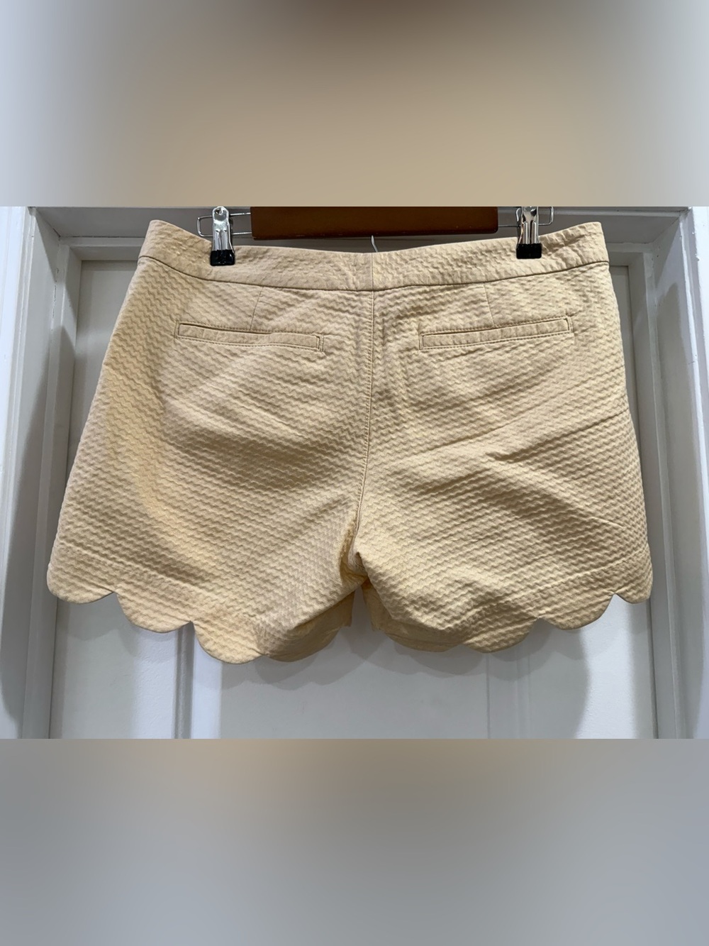 Lilly Pulitzer Buttercup Scalloped Gold Metallic Cotton Shorts Size 6